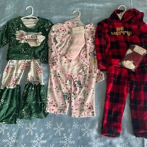 Festive Holiday Pajama Set for Kids , plaid set, Christmas outfit girls size 3T.